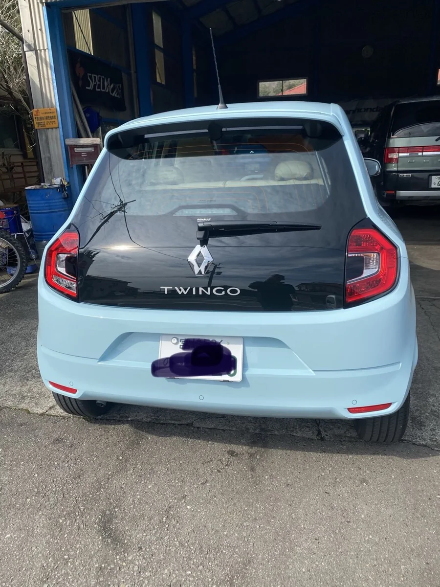 TWINGO　キャンセラー取り付け 作業画像 02