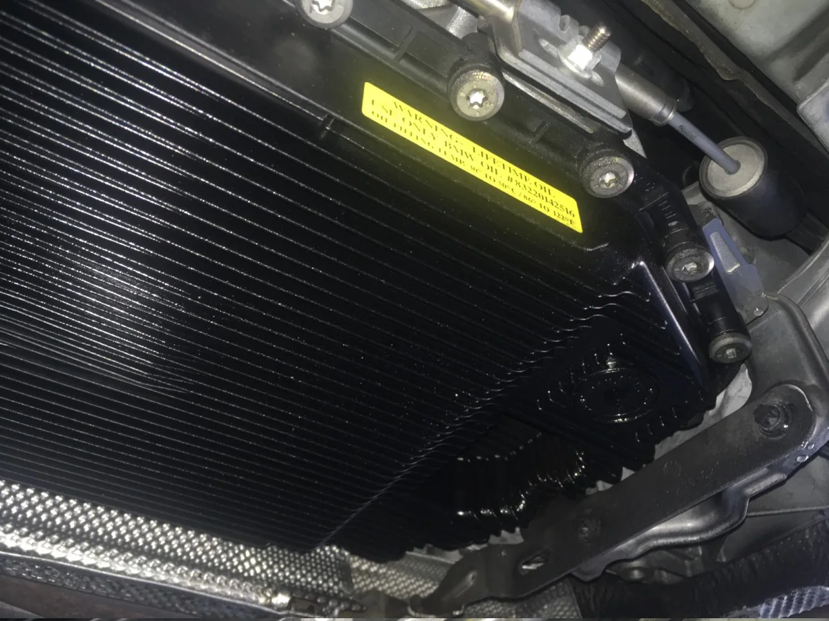 BMW E60 525i AT修理 作業画像 01