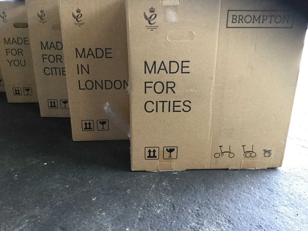 BROMPTON ブロンプトン　取り扱い開始 作業画像 02