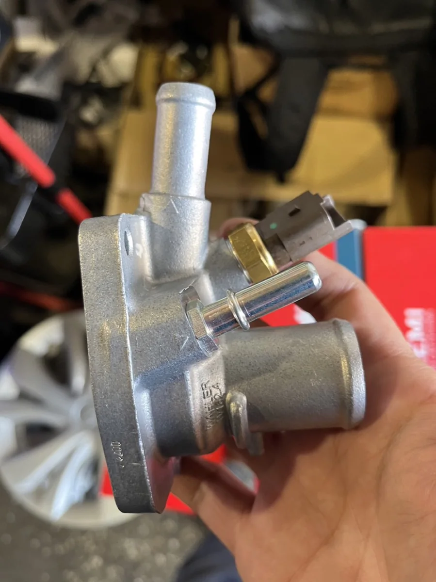 FIAT500 エンジン不調修理他 作業画像 06