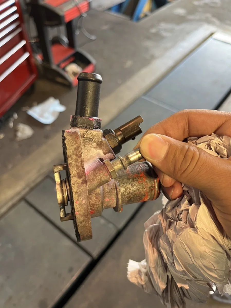 FIAT500 エンジン不調修理他 作業画像 05