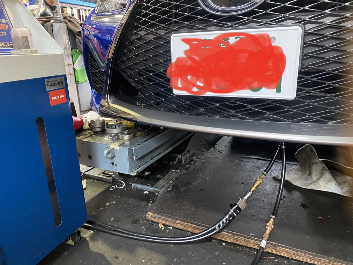 レクサス　RCF　ATF交換 作業画像 04