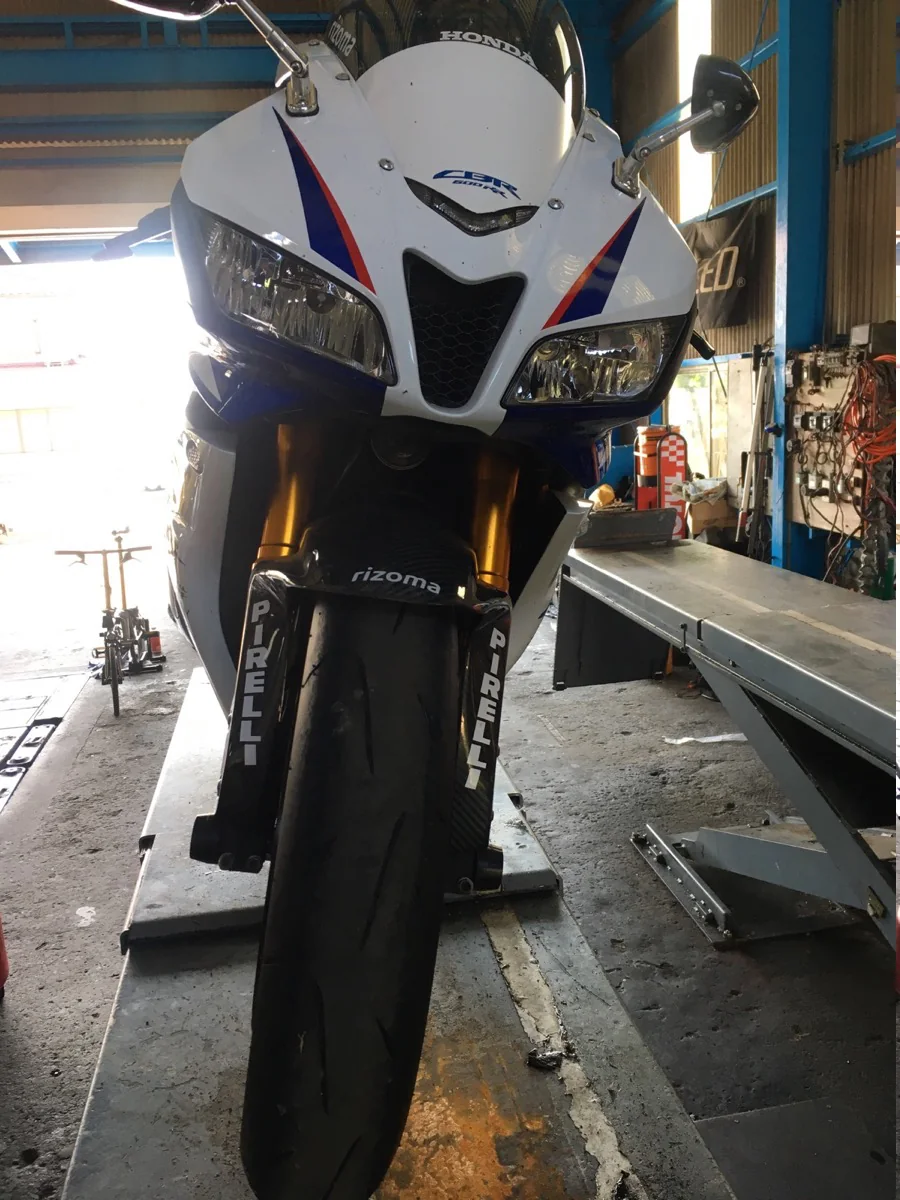 CBR600RR エンスト修理 作業画像 02
