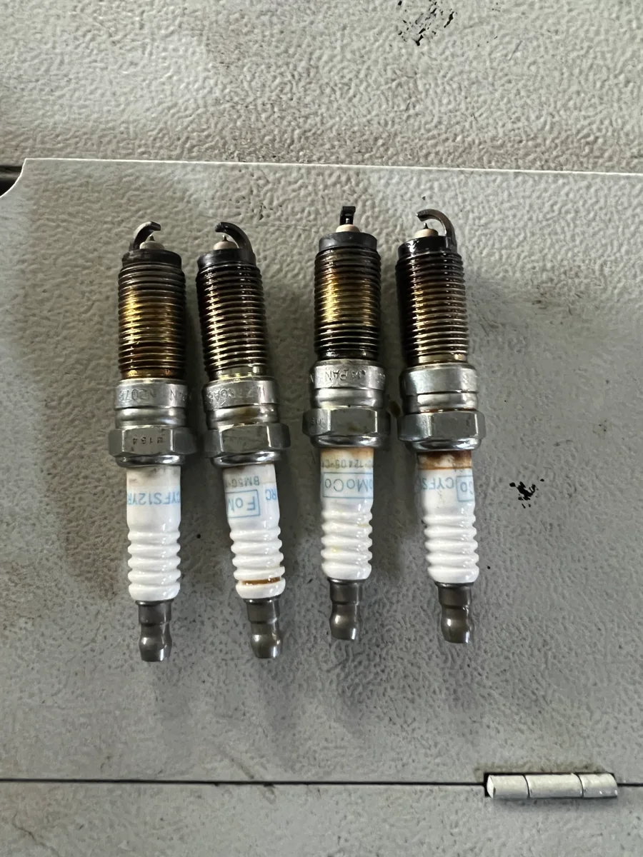 VOLVO  V60 タイミングベルト交換　他 作業画像 07
